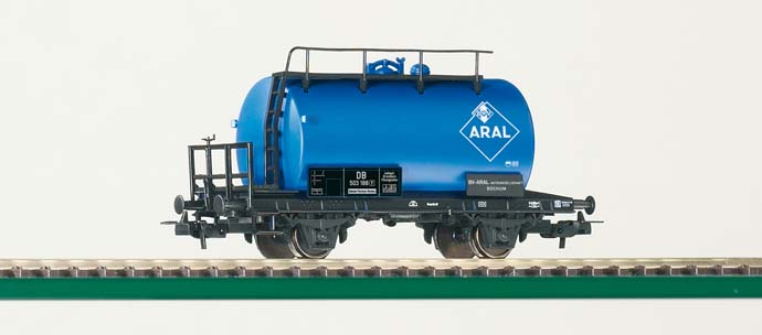Hobby cisternový vagón "ARAL"  DB [H0]